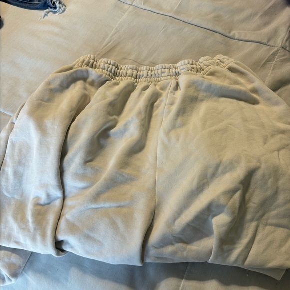 Sweatpants - Picture 2 of 6